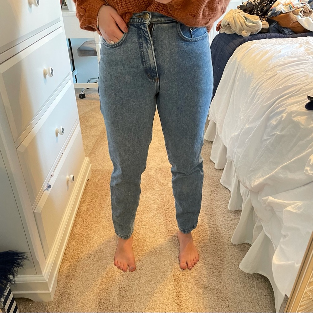 Karen Kane Vintage Petites High Waisted Lightwash Mom Jeans